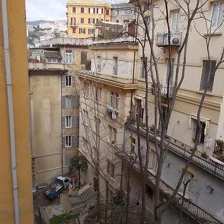 Casa San Nicolosio * Genoa